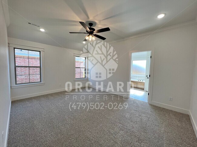 Building Photo - Tontitown- Single Family Home- Beautiful Wellington Plan- 9 Month Lease Only