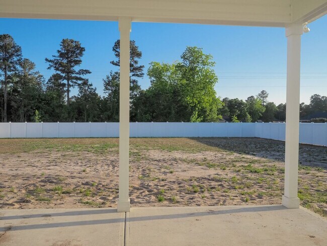 Building Photo - 206 Aunt Bee Blvd