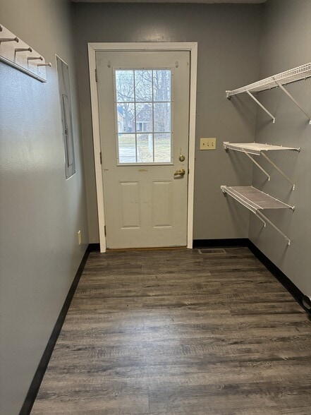 Mud/Laundry Room - 2125 Cleveland Ave