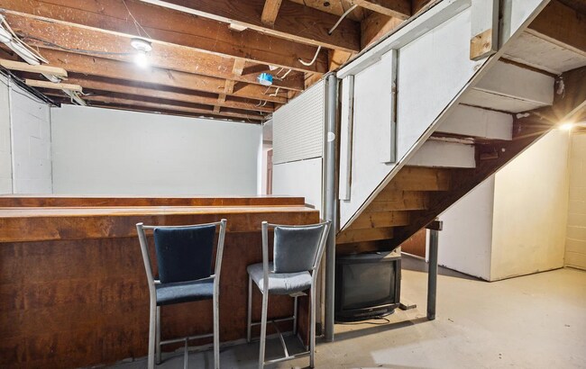 Building Photo - 1530 Snyder Rd