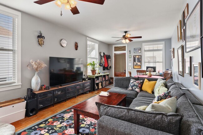 Building Photo - 4th Gretna street