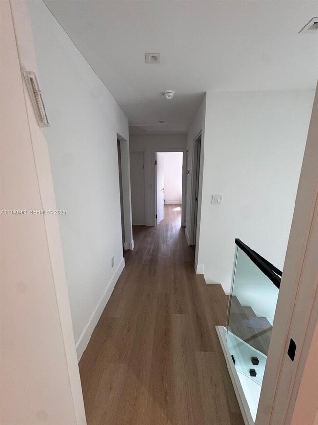 Building Photo - 3321 SW 51st St