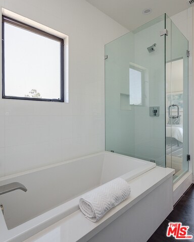 Building Photo - 3756 Brilliant Dr