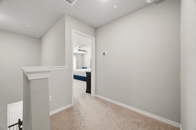 Building Photo - 8050 Scanlan Trce