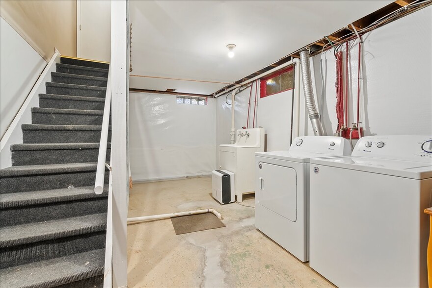 Basement / Laundry - 218 Westbourne Rd