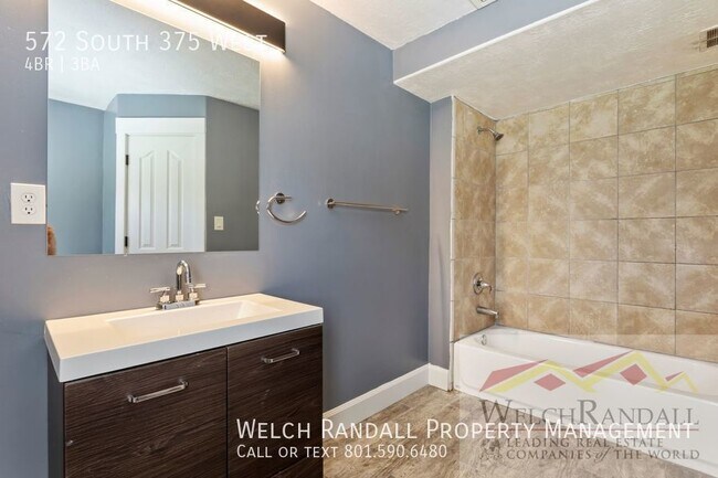 Building Photo - 572 S 375 W