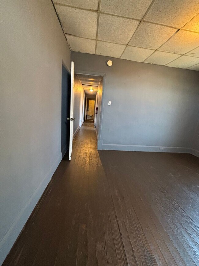 Building Photo - SELLING-521-523 Dorothy Ave