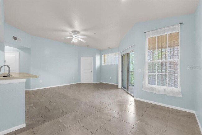 Building Photo - 5125 Palm Springs Blvd