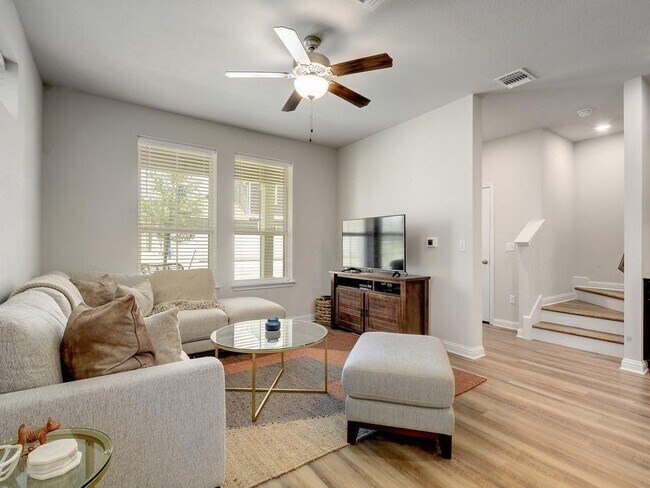 Building Photo - 7913 Mellencamp Dr