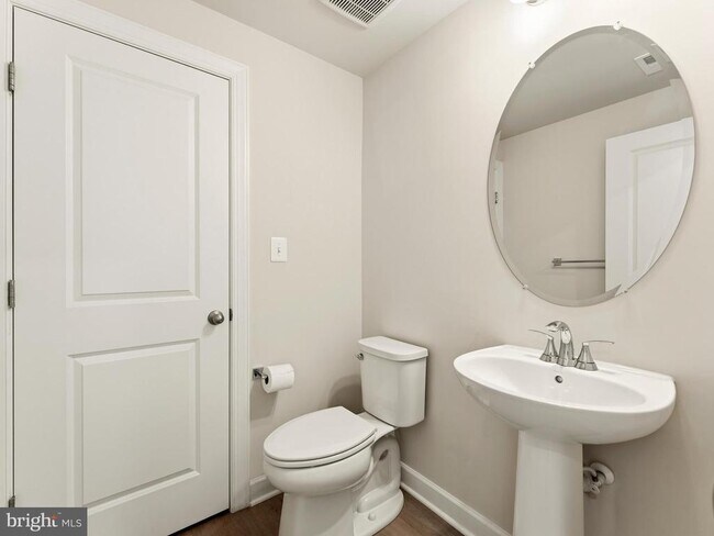 Building Photo - 2841 Hokie Ln