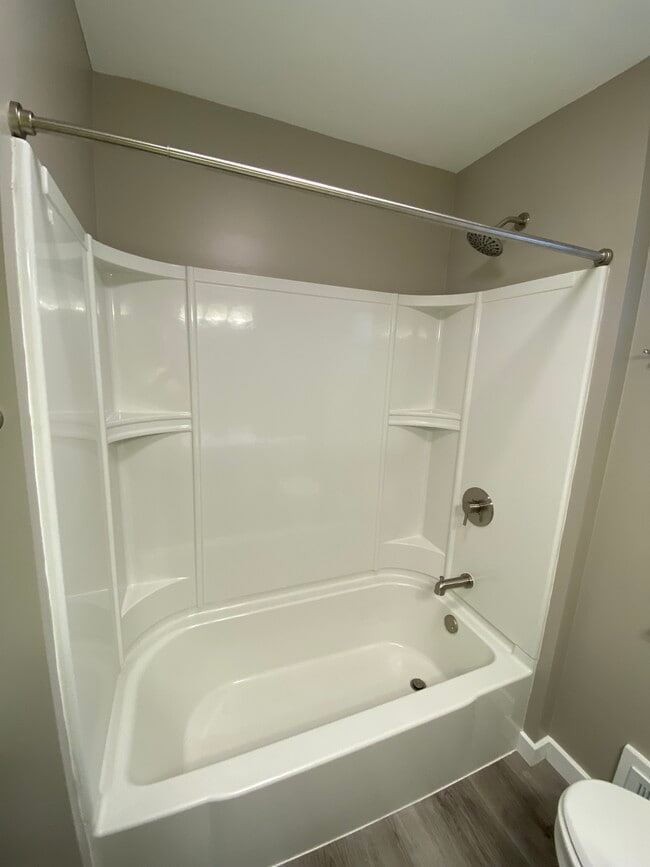 Building Photo - 1806-1812 4th St