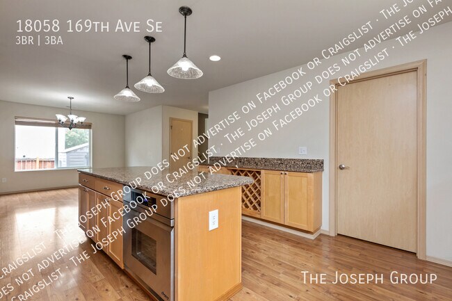 Building Photo - 18058 169th Ave SE