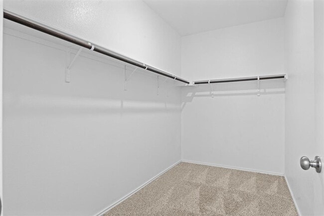 Building Photo - 1613 Brueggerhoff Rd