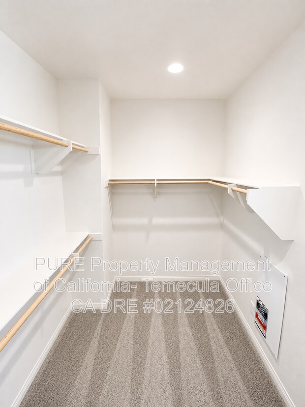 Building Photo - 39291 Kindler Ln