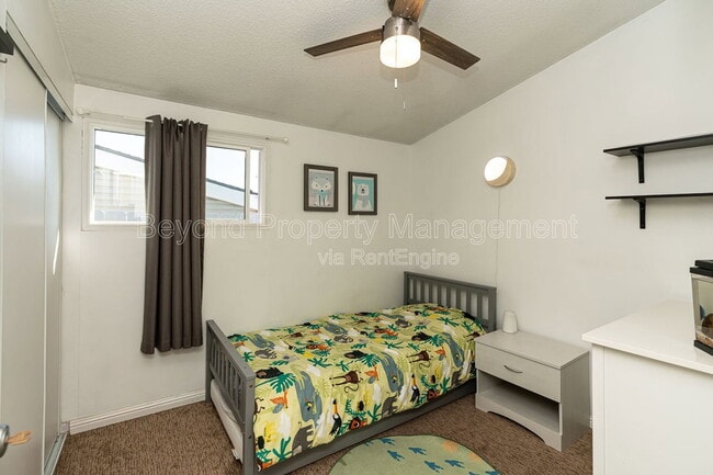Building Photo - 3443 Lockwood Dr