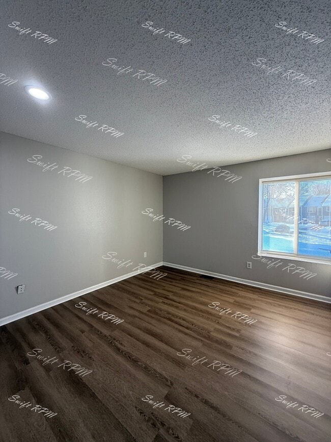 Building Photo - 8955 Hauser St