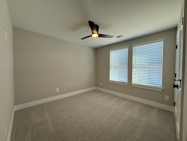 Building Photo - Beautiful New Construction in Booming Old Hickory