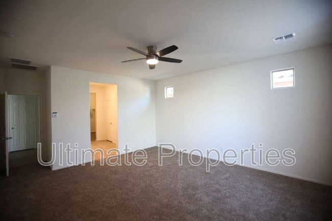 Building Photo - 6930 W Townley Ave