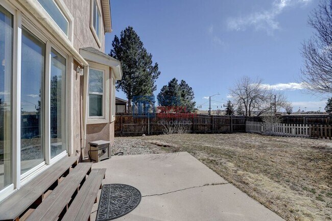 Building Photo - 5934 Instone Cir