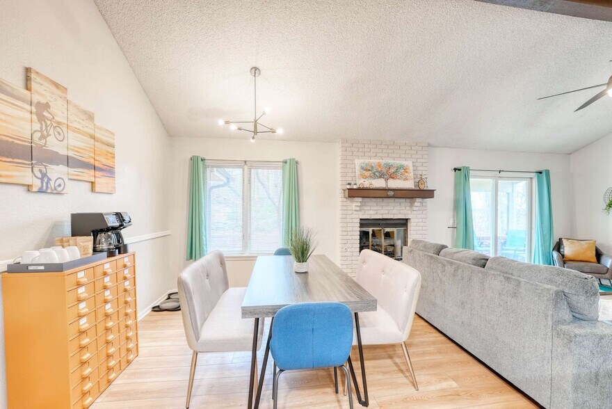 Building Photo - 3204 Cardinal Creek Cir