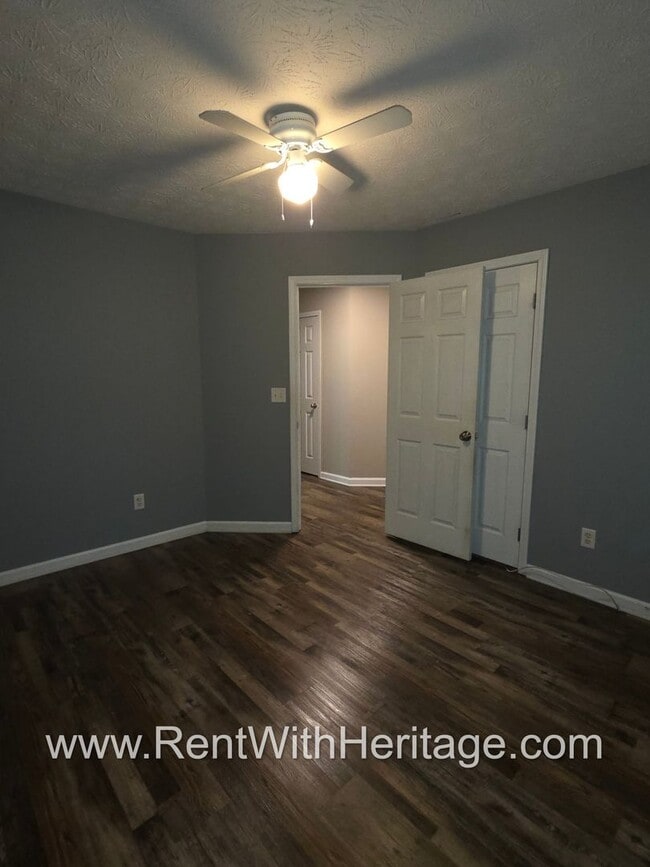 Building Photo - Immaculate 5-bedroom, 3-bath home in the Cedar Mountain Park subdivision in Douglasville, GA.