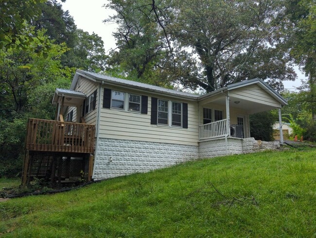 Building Photo - Rossville 2-Bedroom House