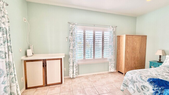 Building Photo - Darling Stand Alone & Detached Open Studio Layout Guest Home unit on Private Country Property in ...