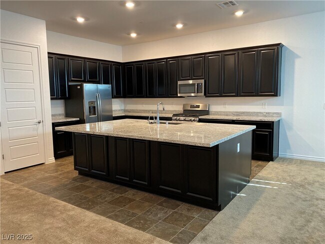 Building Photo - 341 Torrelli Falls Ave