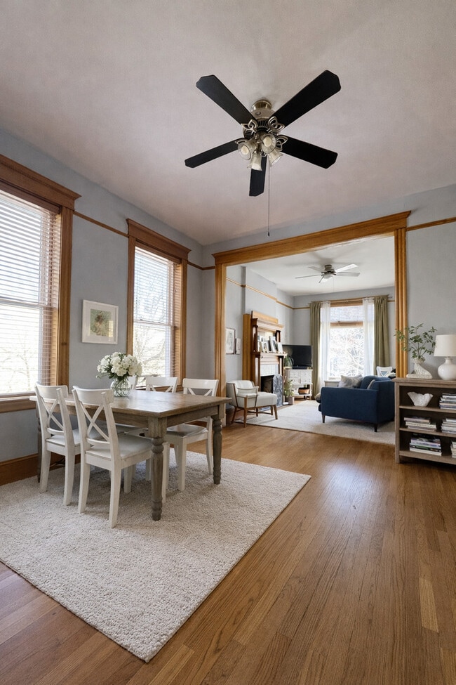 Building Photo - 4110 N Southport Ave