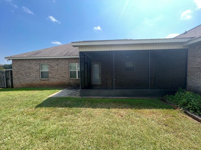 Building Photo - 95 County Rd 752