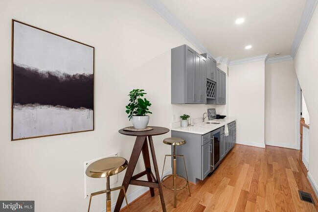 Building Photo - 1724 S Hanover St