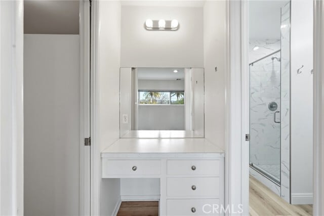 Building Photo - 6637 Balcom Ave