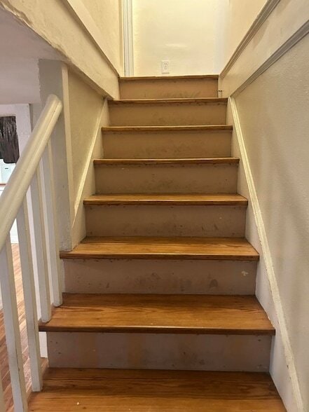 Building Photo - 431 S M St