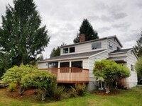 Building Photo - Well Kept Port Orchard Charmer with Stellar Seattle View, Available Now!