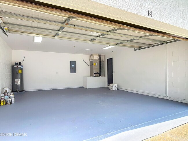 Building Photo - 14 Zollinger Pl