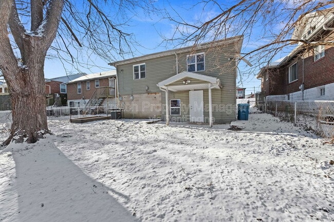 Building Photo - 8129 St Charles Ln