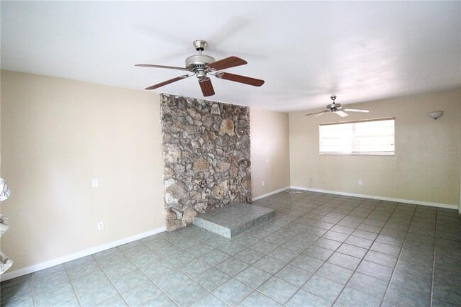 Building Photo - 1714 NW 38th St