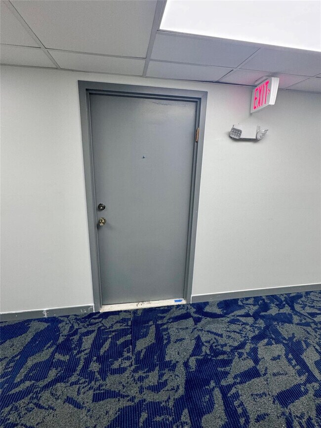 Building Photo - 701 Three Islands Boulevard