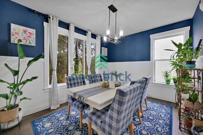 Building Photo - Spacious 3-Bed Oasis in Bothell with 3.5 Bathrooms and 2353 Sq Ft!