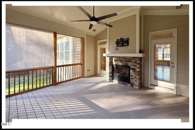 Building Photo - 8025 Debenham Dr