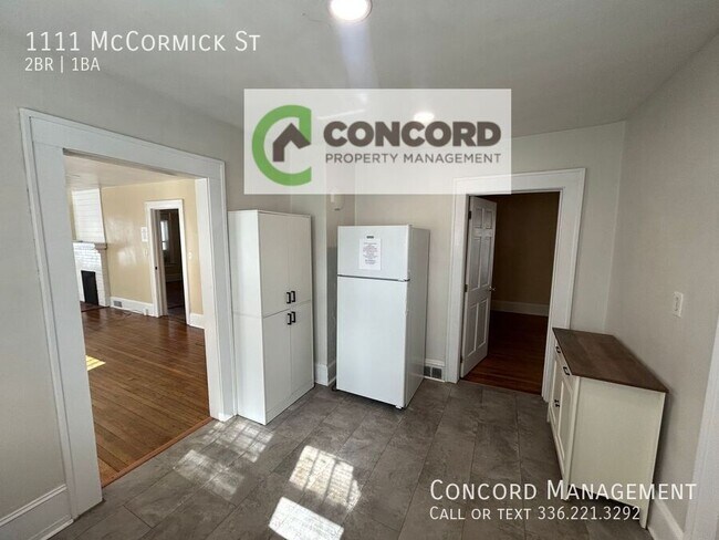 Building Photo - 1111 McCormick St