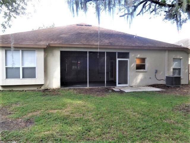 Building Photo - 10546 San Travaso Dr