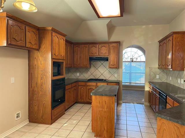 Building Photo - 3783 Musketeer Dr