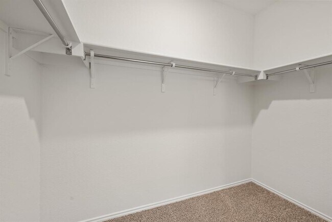 Building Photo - 14100 Purple Azalea Dr