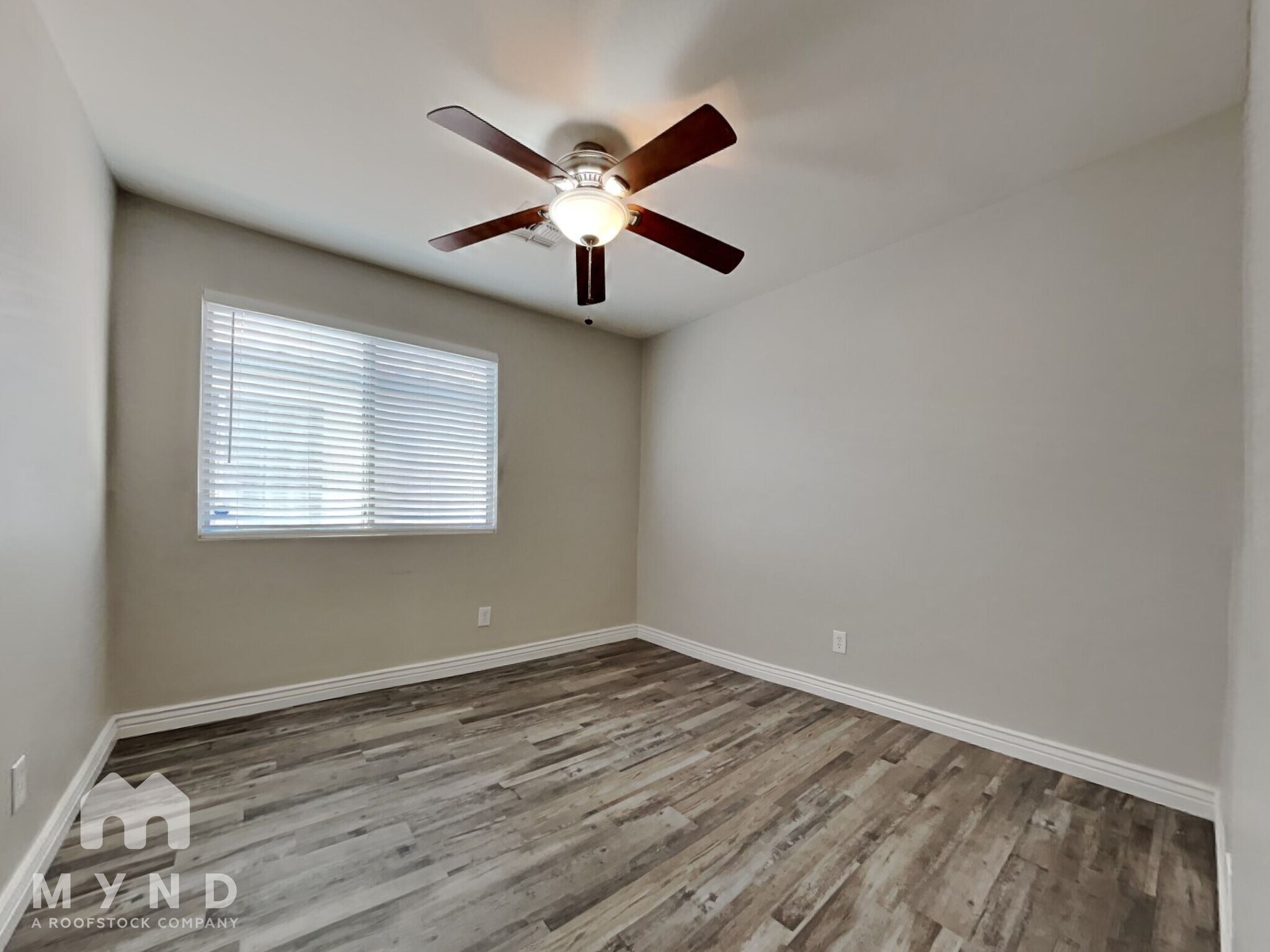 Building Photo - 4646 N 84th Ln