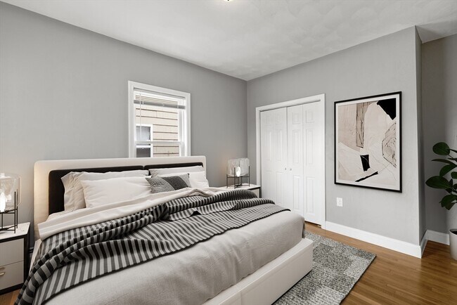 Building Photo - 329 Washington St