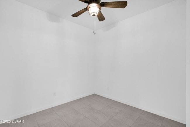 Building Photo - 512 Landshark Blvd