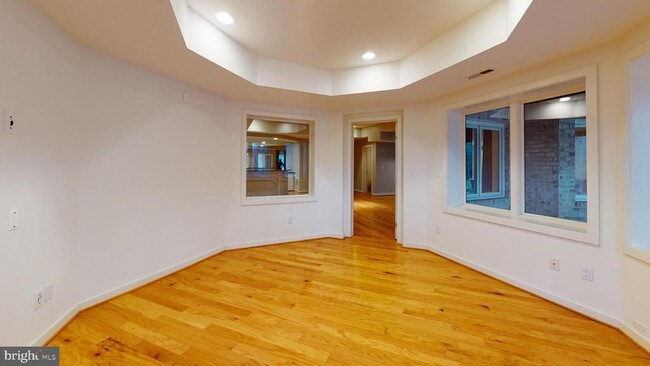 Building Photo - 9629 Eagle Ridge Dr