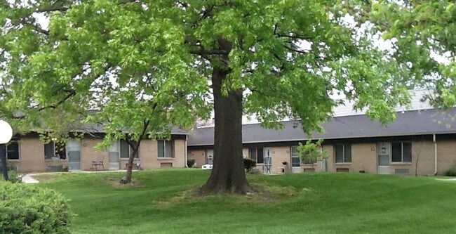 Building Photo - John Calvin Manor