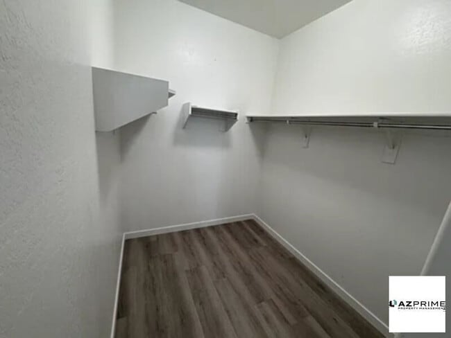 Primary Photo - 25275 W Nancy Ln